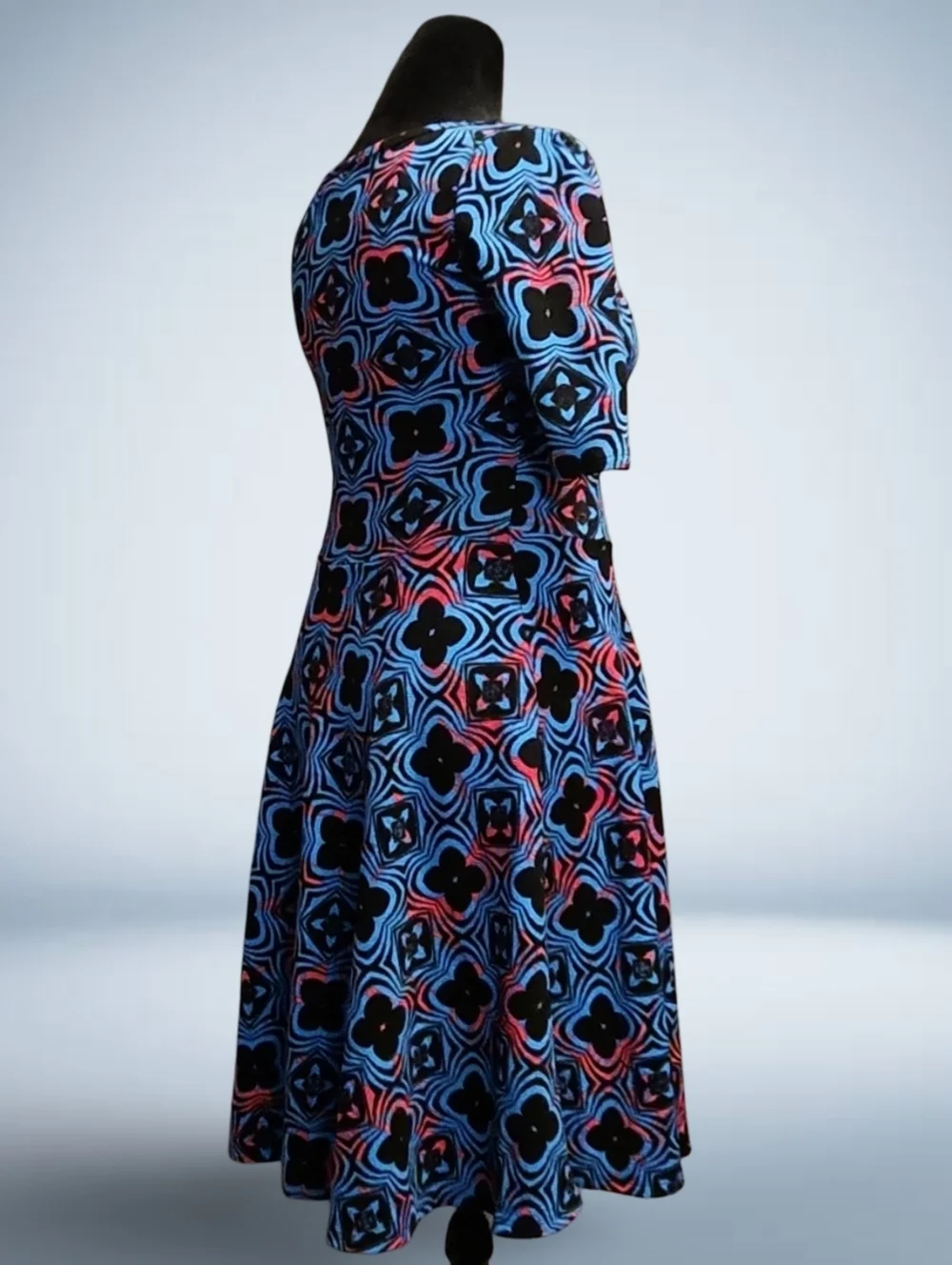LuLaRoe S Blue Black Red Geometric Knit Knee Length A-Line Dress Scoop Neck - Picture 5 of 9